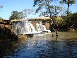 Turismo cachoeira-do-cedro